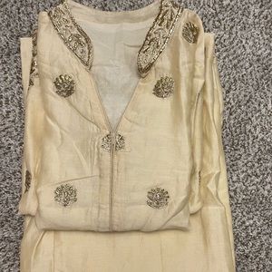 Brand new causal wear